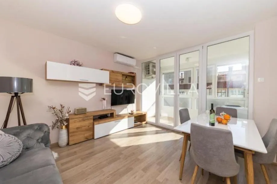 Apartman Nika contacts